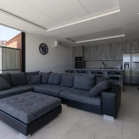 The Stables Βίλα *